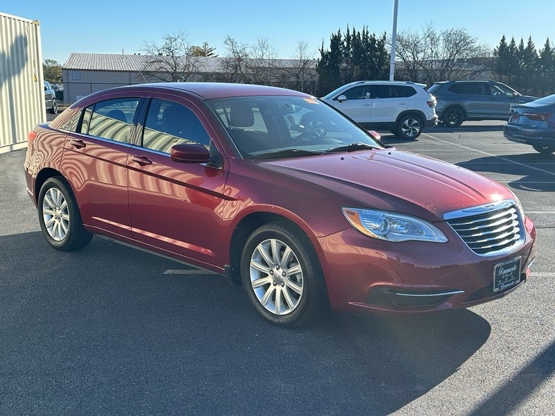 2013 Chrysler 200 4dr Sdn Touring