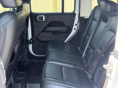 2022 Jeep Wrangler Unlimited Sahara 4x4
