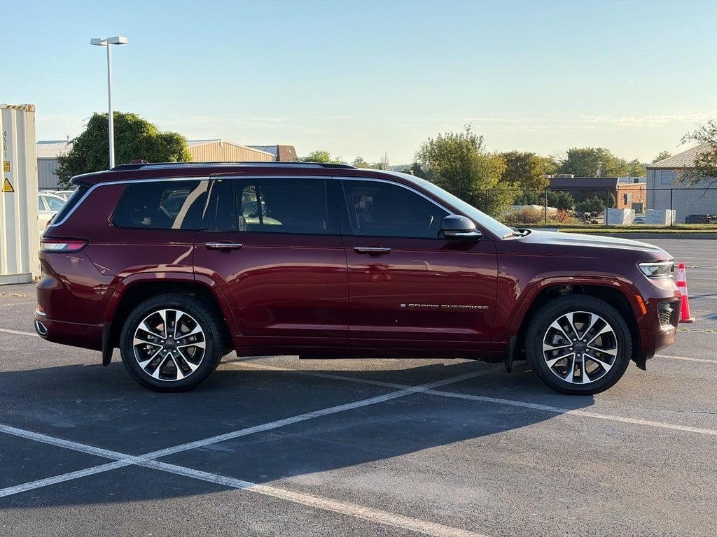 2022 Jeep Grand Cherokee L Overland 4x4