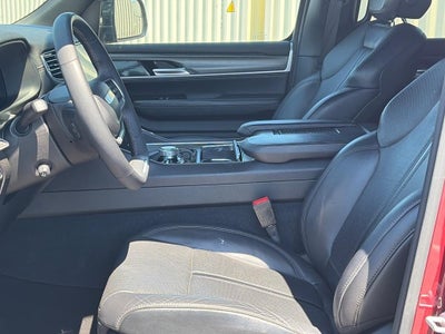 2024 Jeep Grand Wagoneer L Series II 4x4