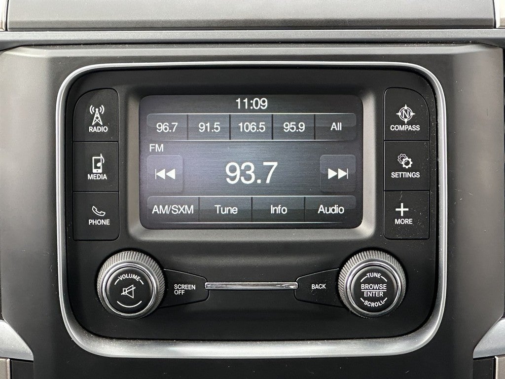 2015 RAM 1500 4WD Quad Cab 140.5" SLT