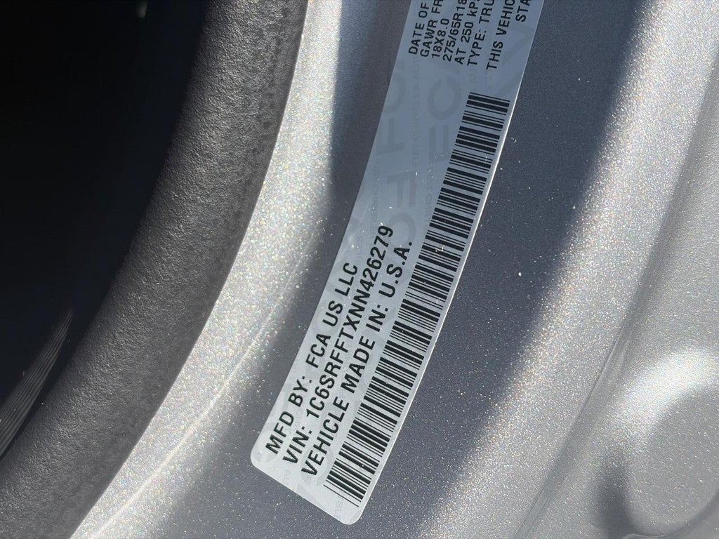 2022 RAM 1500 Big Horn 4x4 Crew Cab 5'7" Box