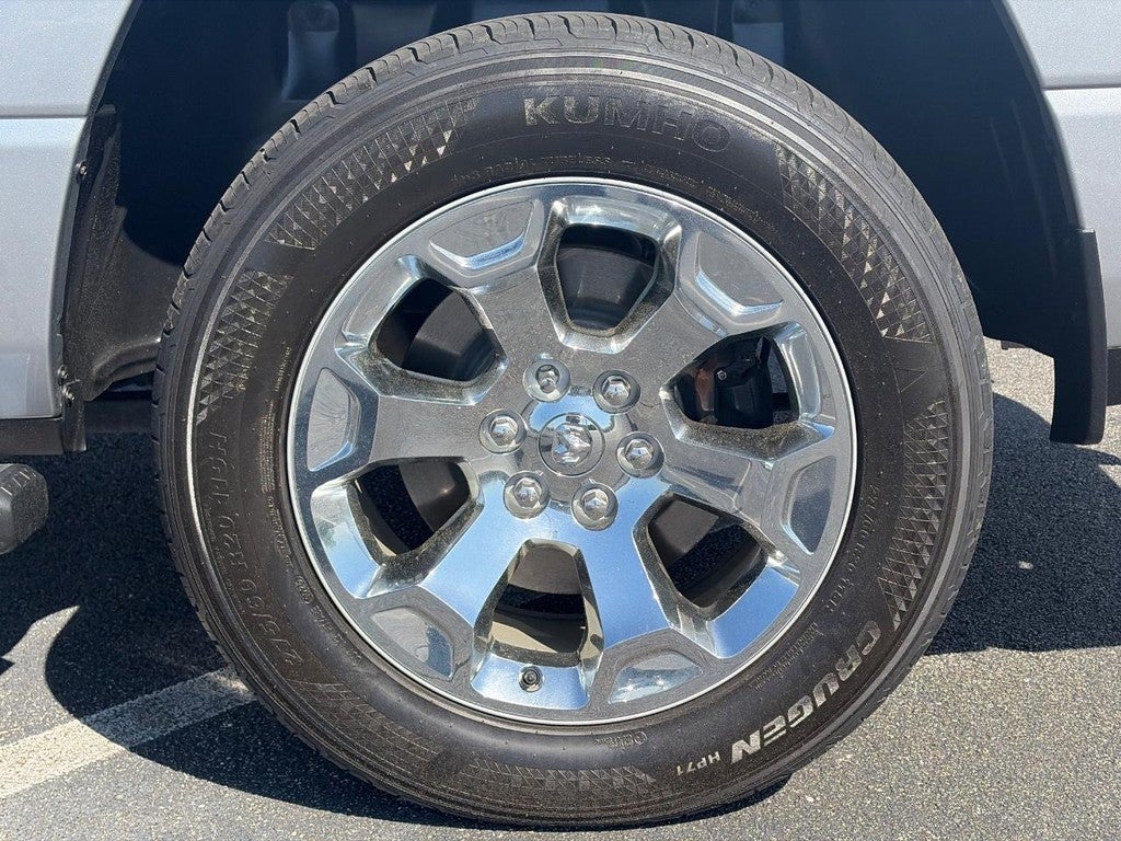 2022 RAM 1500 Big Horn 4x4 Crew Cab 5'7" Box