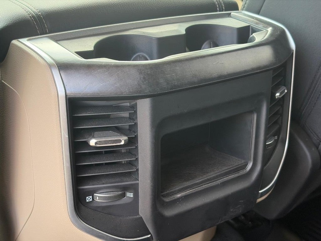 2019 RAM 1500 Big Horn/Lone Star 4x4 Crew Cab 6'4" Box