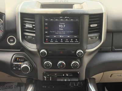 2019 RAM 1500 Big Horn/Lone Star 4x4 Crew Cab 6'4" Box