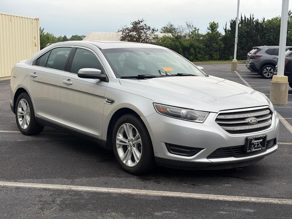 2015 Ford Taurus 4dr Sdn SEL FWD