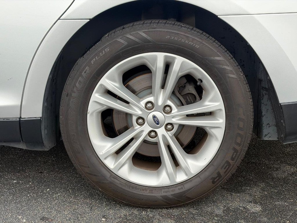 2015 Ford Taurus 4dr Sdn SEL FWD