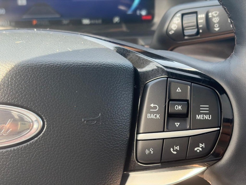 2022 Ford Explorer Platinum 4WD
