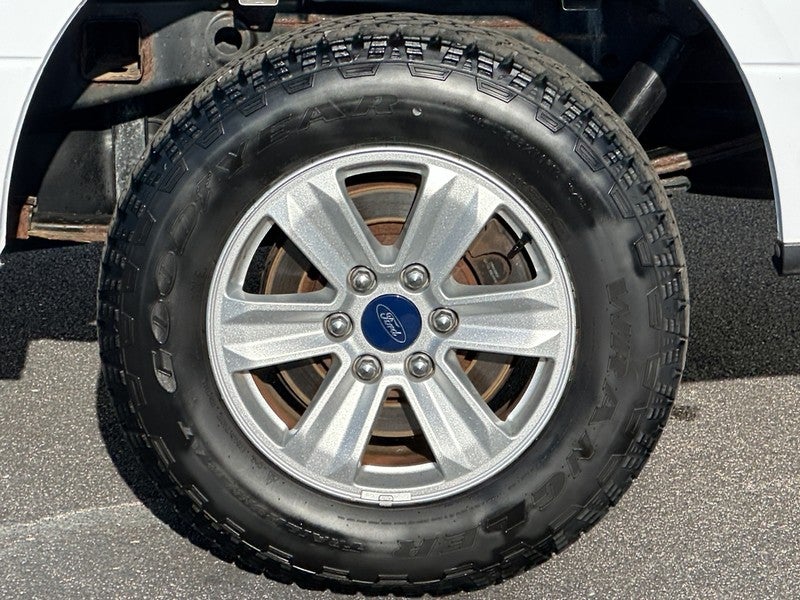 2015 Ford F-150 2WD SuperCab 145