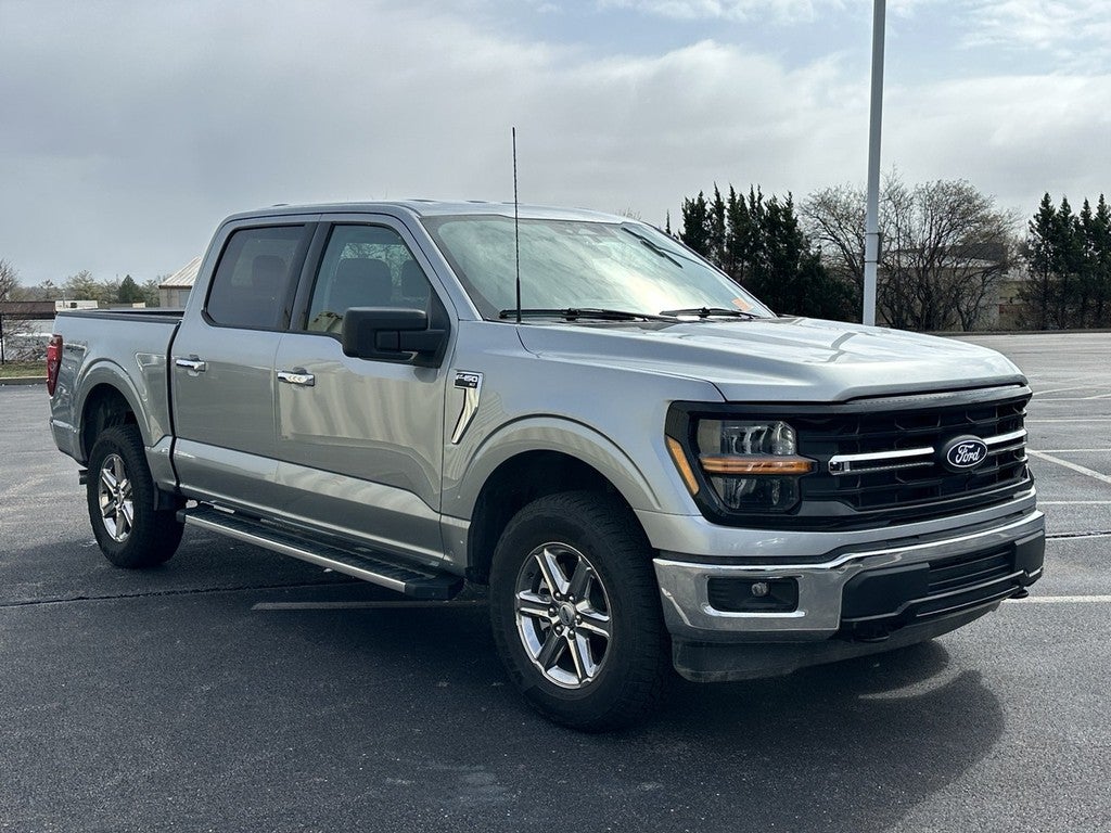 2025 Ford F-150 XLT 4WD SuperCrew Box