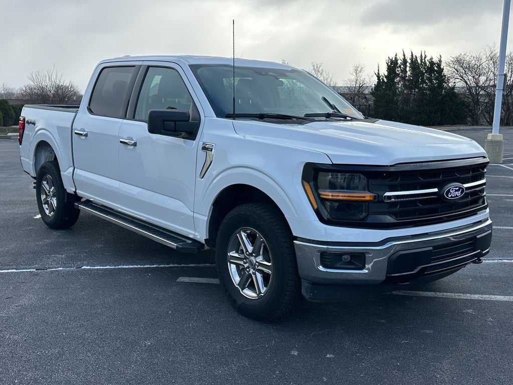 2025 Ford F-150 XLT 4WD SuperCrew Box