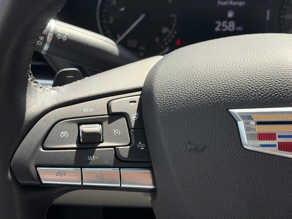 2023 Cadillac CT4 4dr Sdn Luxury