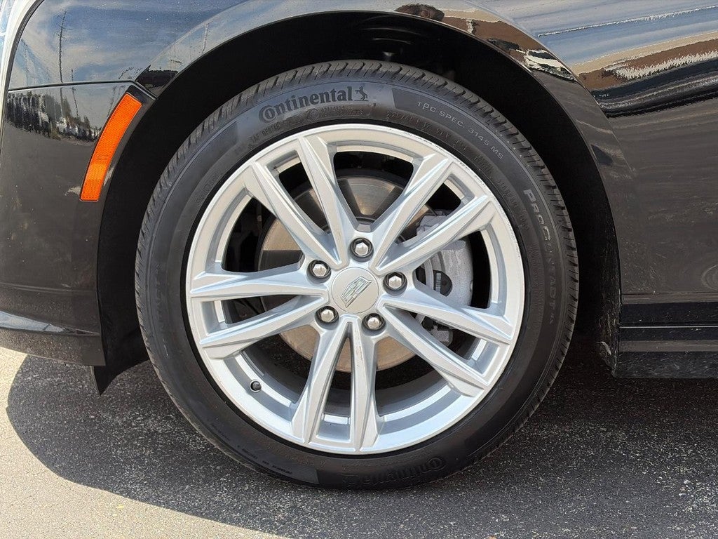 2023 Cadillac CT4 4dr Sdn Luxury