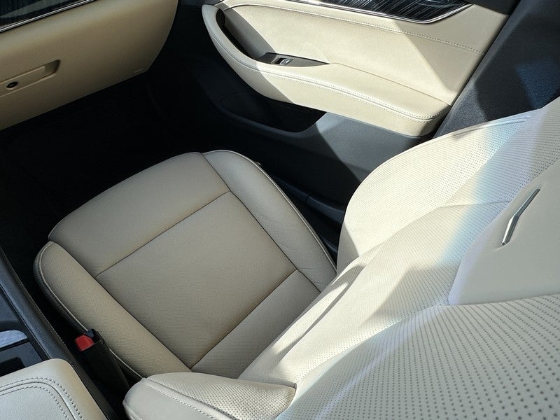 2023 Cadillac CT5 4dr Sdn Premium Luxury