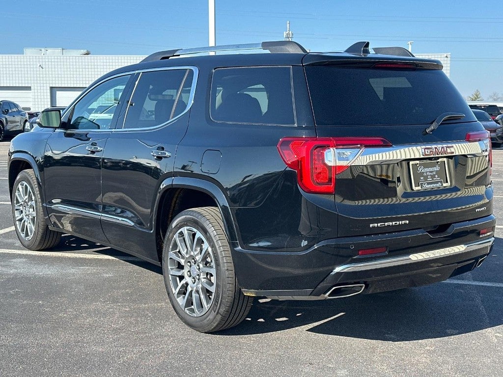 2023 GMC Acadia AWD 4dr Denali