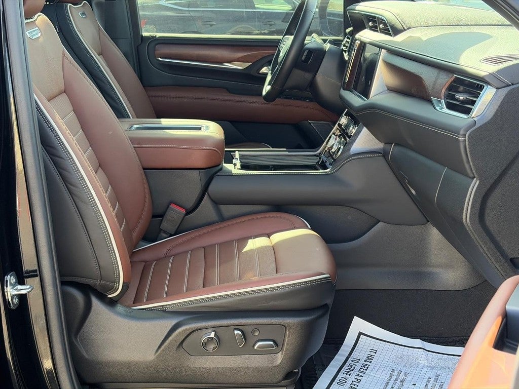 2023 GMC Yukon XL 4WD 4dr Denali Ultimate