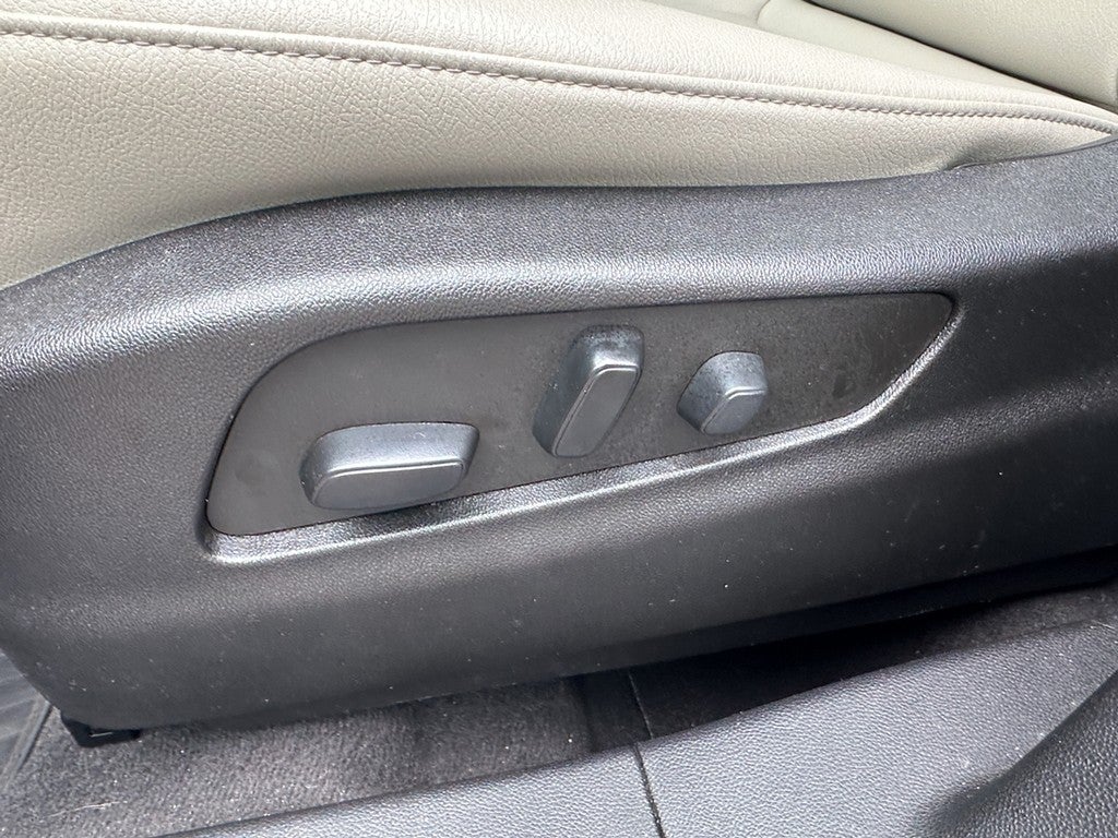 2023 Cadillac XT4 AWD 4dr Luxury