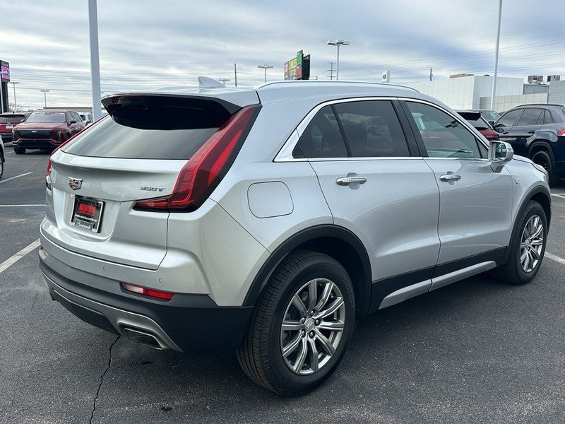 2021 Cadillac XT4 FWD 4dr Premium Luxury