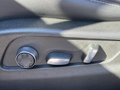 2025 Cadillac XT4 AWD 4dr Premium Luxury