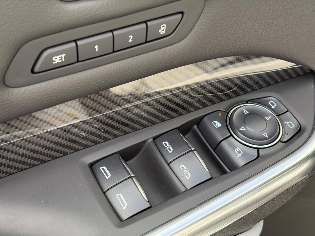 2025 Cadillac XT4 AWD 4dr Sport