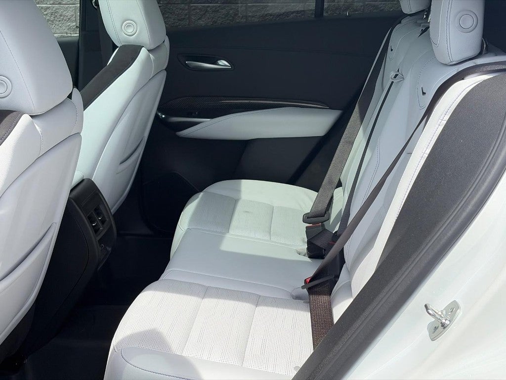 2025 Cadillac XT4 AWD 4dr Sport