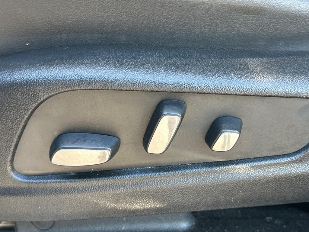 2022 Cadillac XT5 FWD 4dr Premium Luxury