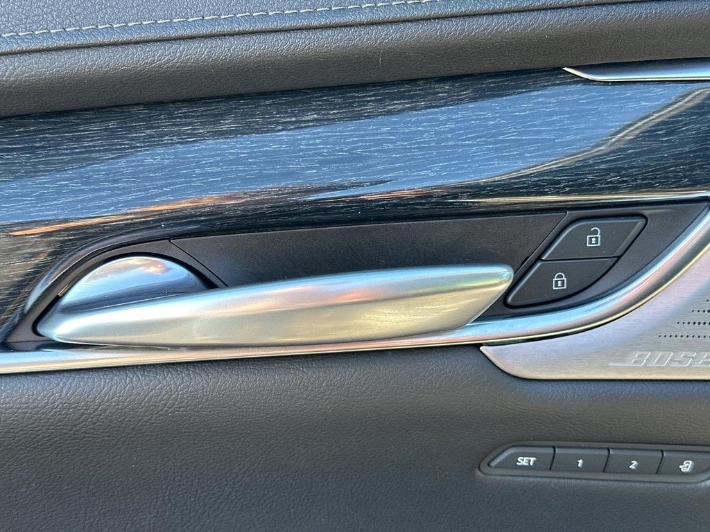 2022 Cadillac XT5 FWD 4dr Premium Luxury