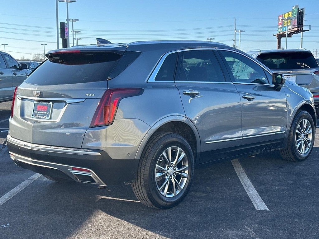 2022 Cadillac XT5 FWD 4dr Premium Luxury