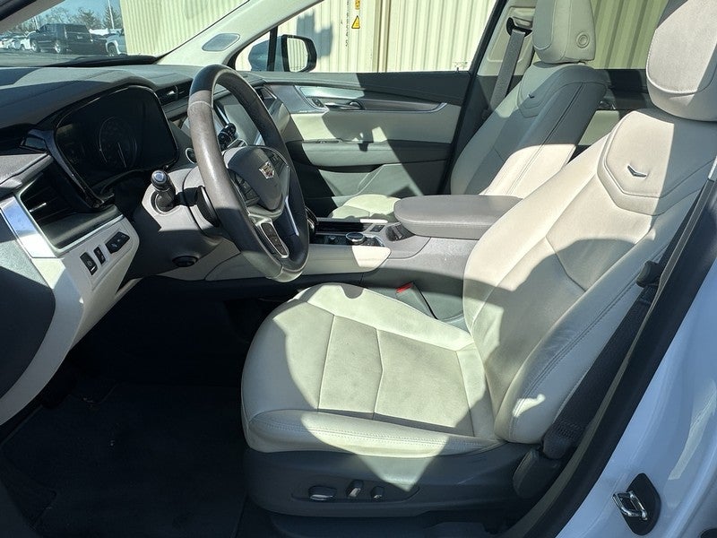 2023 Cadillac XT5 AWD 4dr Premium Luxury