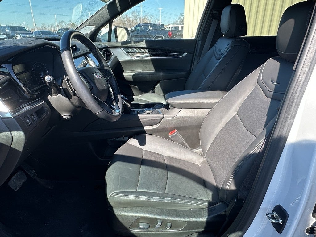 2024 Cadillac XT6 AWD 4dr Premium Luxury