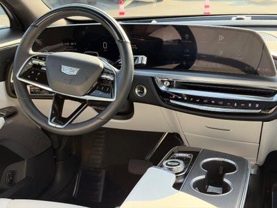2024 Cadillac LYRIQ 4dr Luxury w/1SE