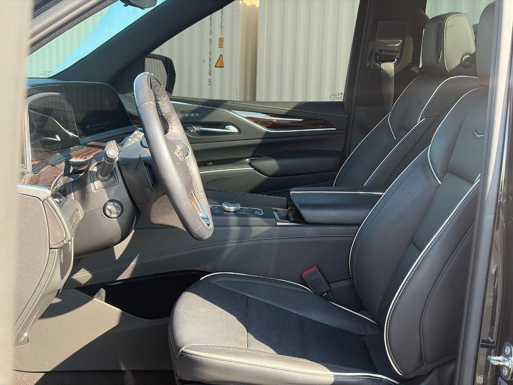 2023 Cadillac Escalade 4WD 4dr Premium Luxury