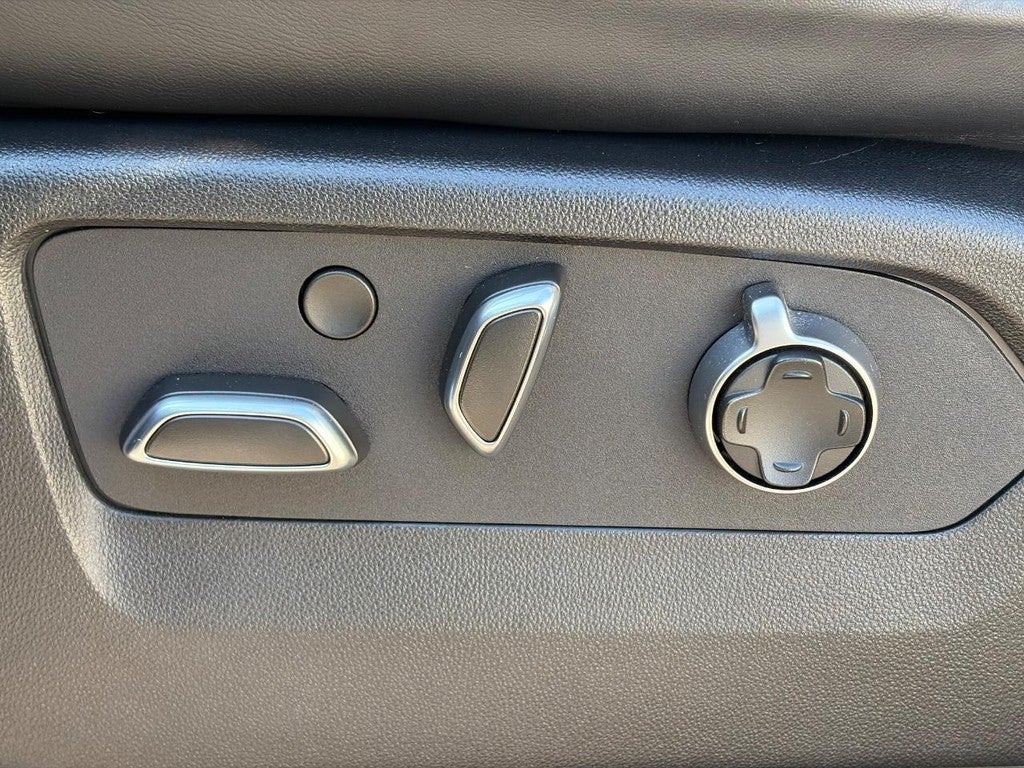 2023 Cadillac Escalade 4WD 4dr Premium Luxury Platinum