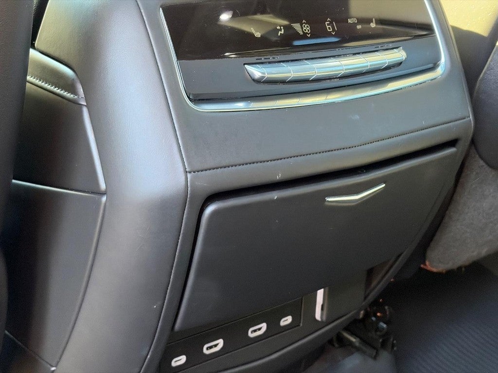 2023 Cadillac Escalade 4WD 4dr Premium Luxury Platinum