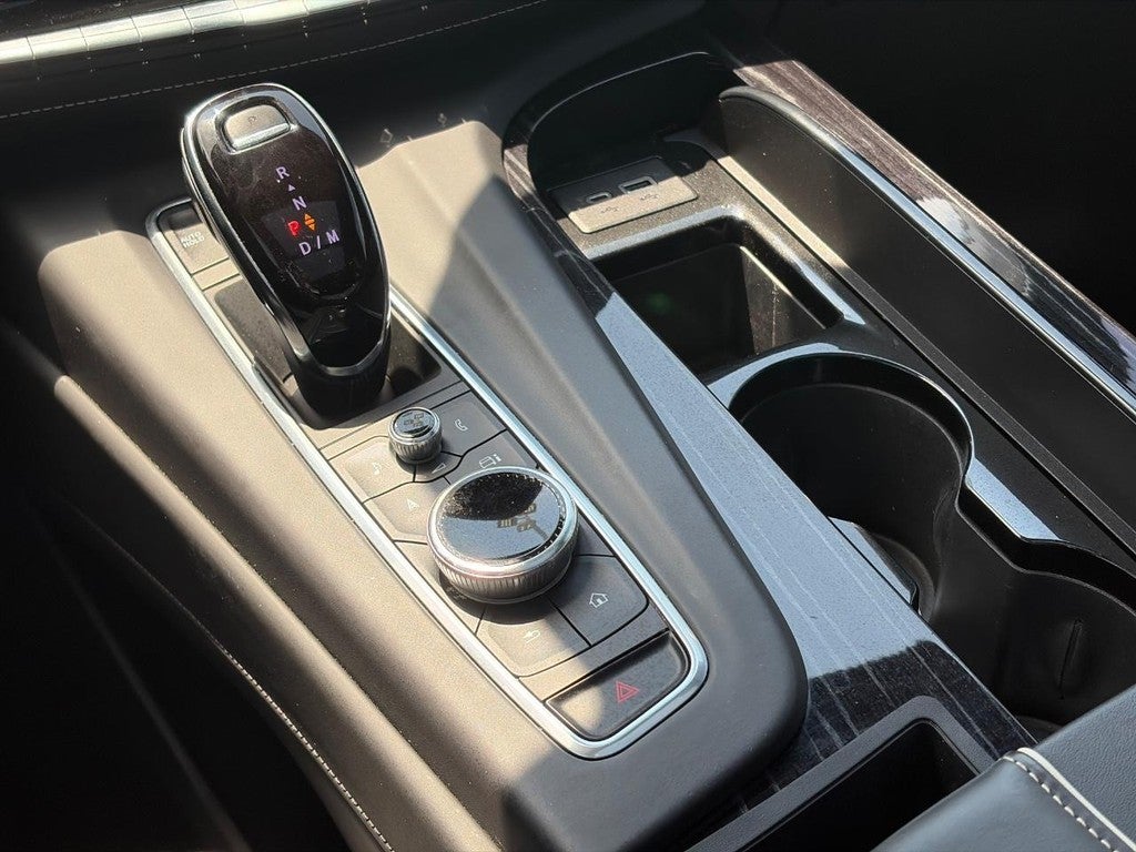 2023 Cadillac Escalade ESV AWD 4dr V-Series