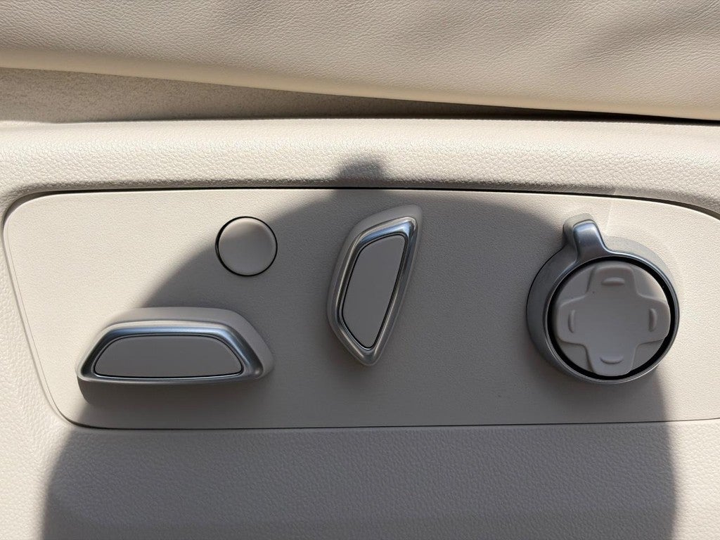 2025 Cadillac Escalade 4WD 4dr Sport Platinum