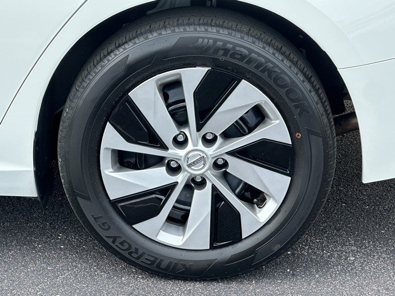 2022 Nissan Altima 2.5 S Sedan