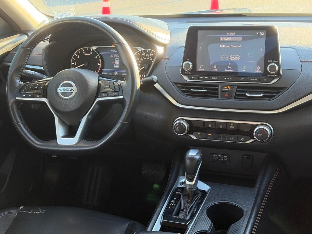 2021 Nissan Altima 2.5 SR Sedan