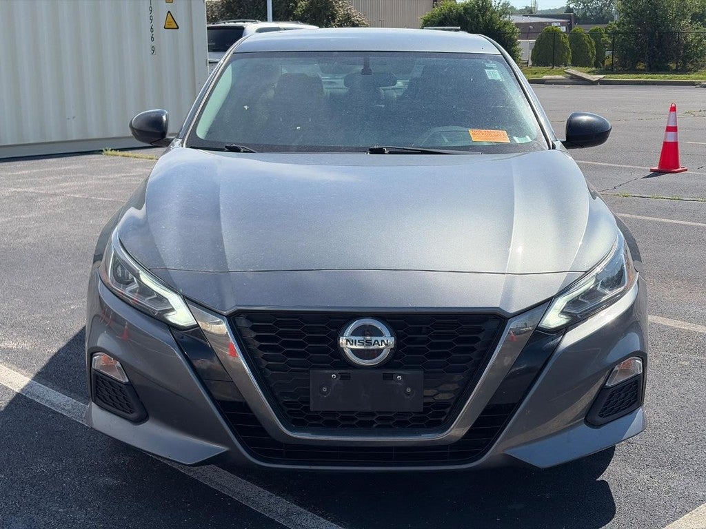 Used 2019 Nissan Altima SR with VIN 1N4BL4CV3KC181441 for sale in St. Peters, MO