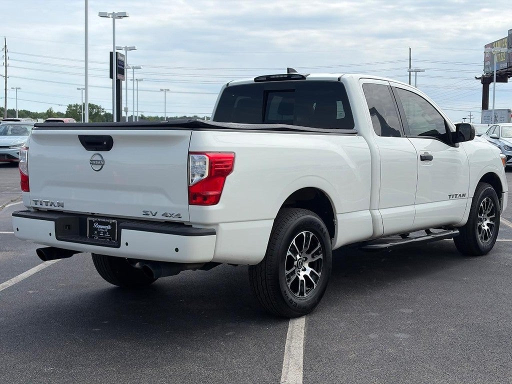 2024 Nissan Titan 4x4 King Cab SV