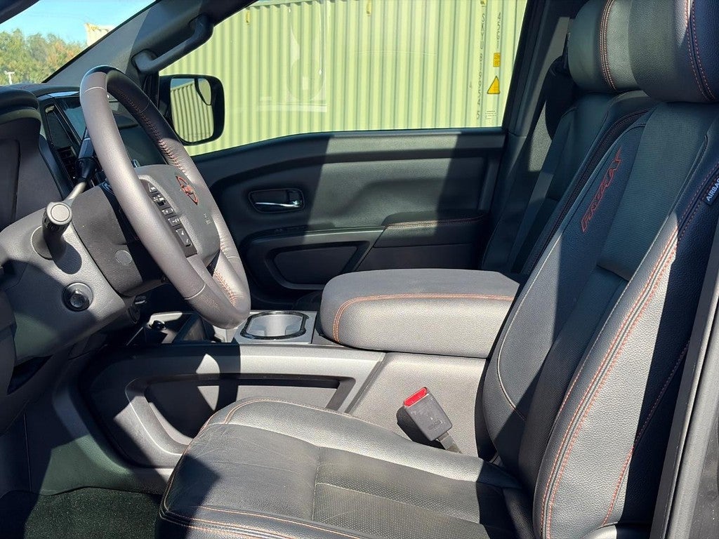 2023 Nissan Titan 4x4 Crew Cab PRO-4X