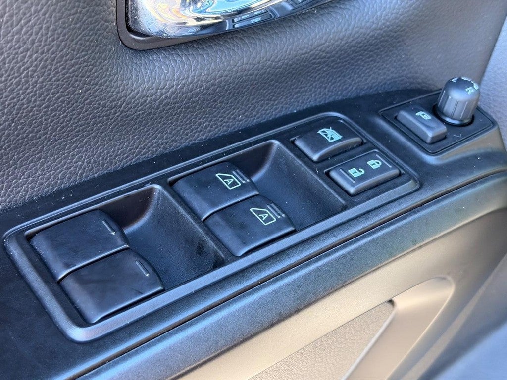 2023 Nissan Titan 4x4 Crew Cab PRO-4X