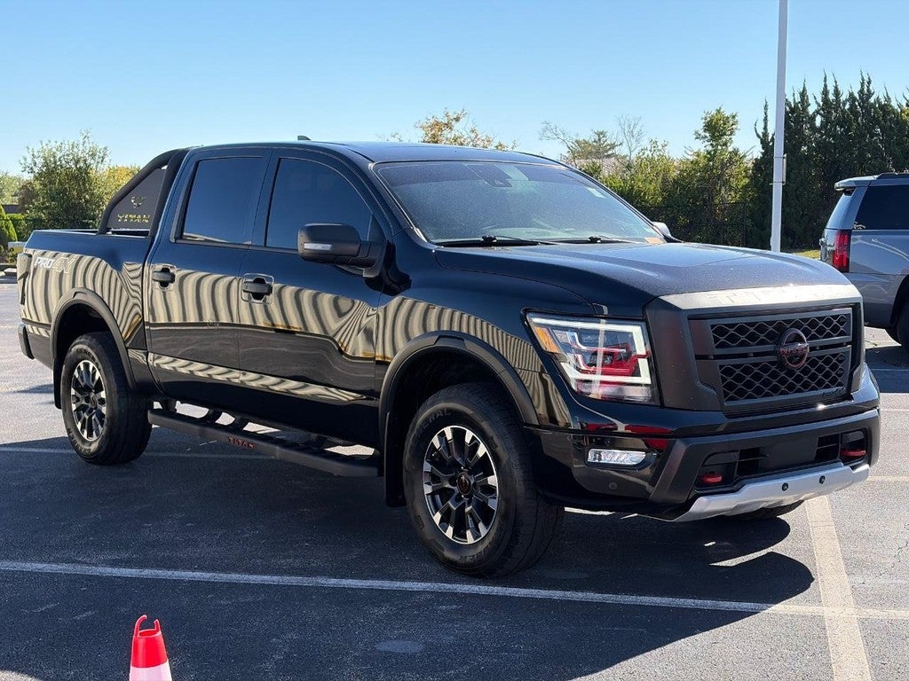 2023 Nissan Titan 4x4 Crew Cab PRO-4X