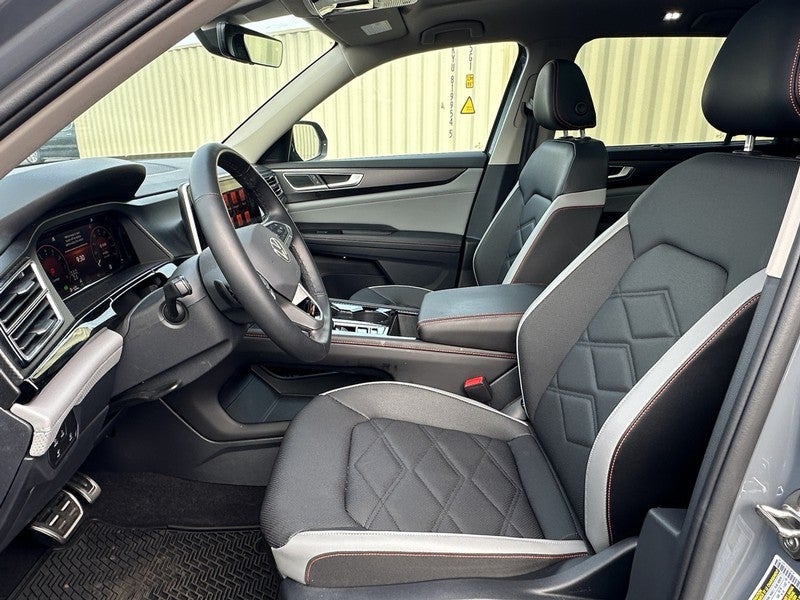 2025 Volkswagen Atlas 2.0T Peak Edition 4MOTION