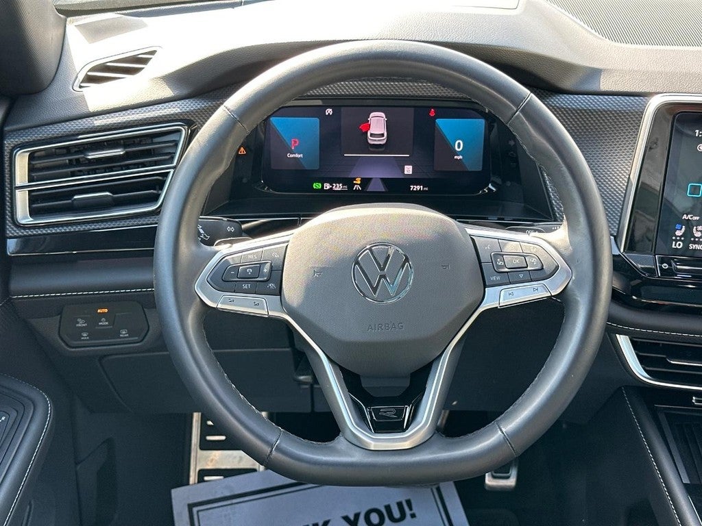 2025 Volkswagen Atlas Cross Sport 2.0T SEL Premium R-Line 4MOTION