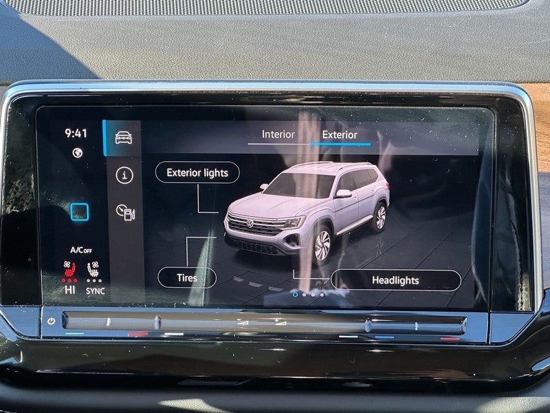 2024 Volkswagen Atlas 2.0T SE w/Technology 4MOTION