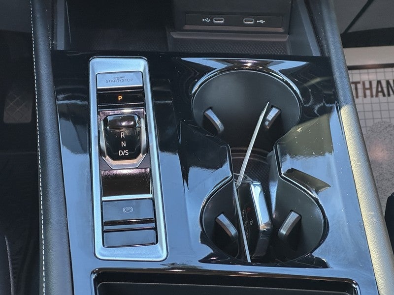 2024 Volkswagen Atlas 2.0T SE w/Technology 4MOTION