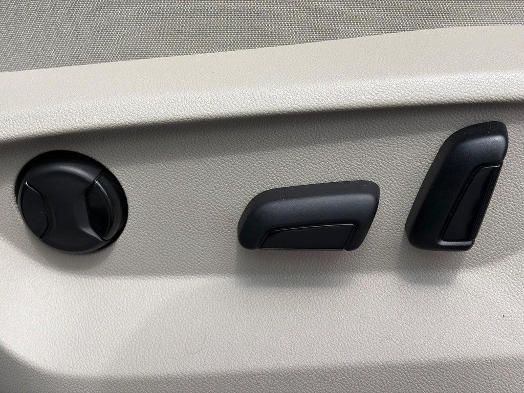 2023 Volkswagen Atlas 3.6L V6 SE w/Technology 4MOTION