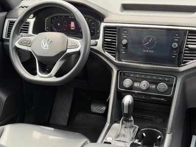 2022 Volkswagen Atlas Cross Sport 2.0T SE w/Technology 4MOTION