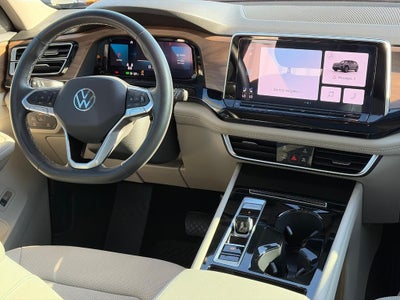 2024 Volkswagen Atlas 2.0T SE w/Technology 4MOTION